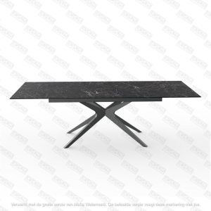 grande table en céramique couleur effet marbre noir et pieds en métal