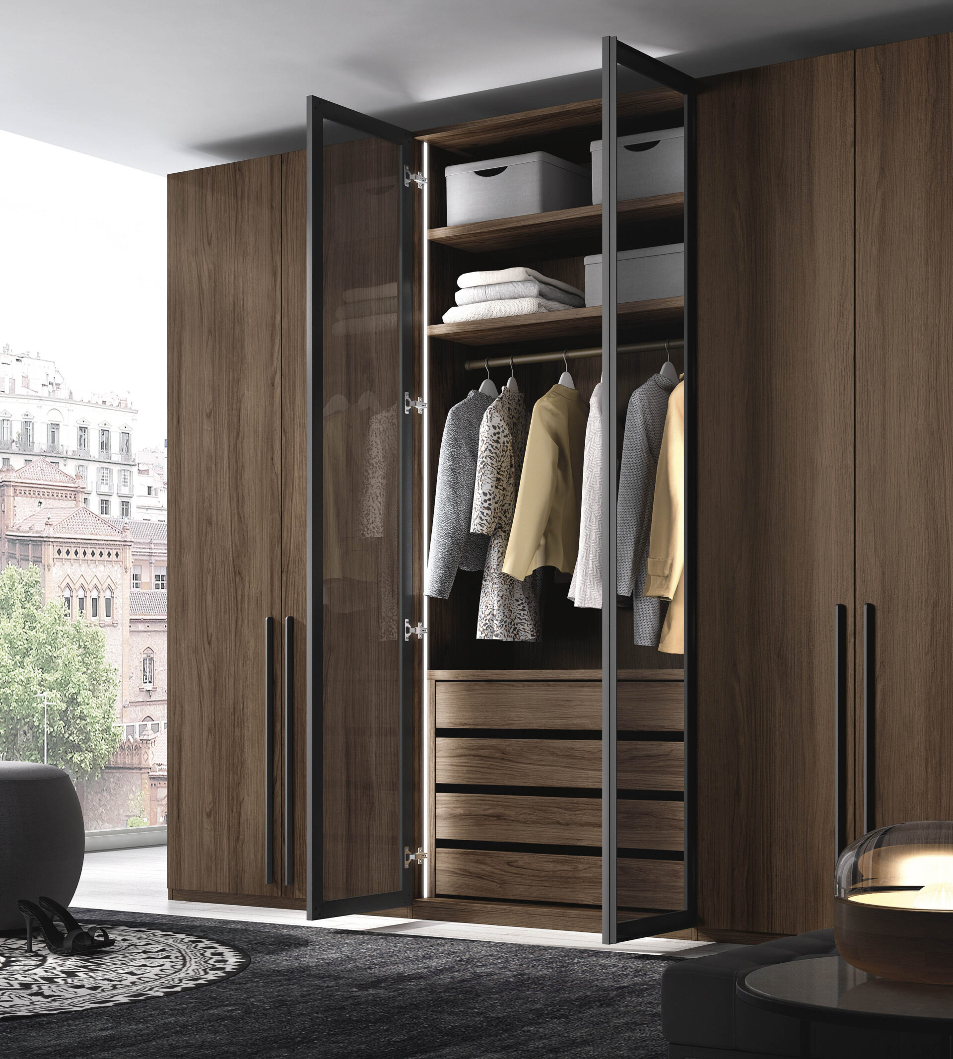 armoire foncée sur mesure avec porte verriere