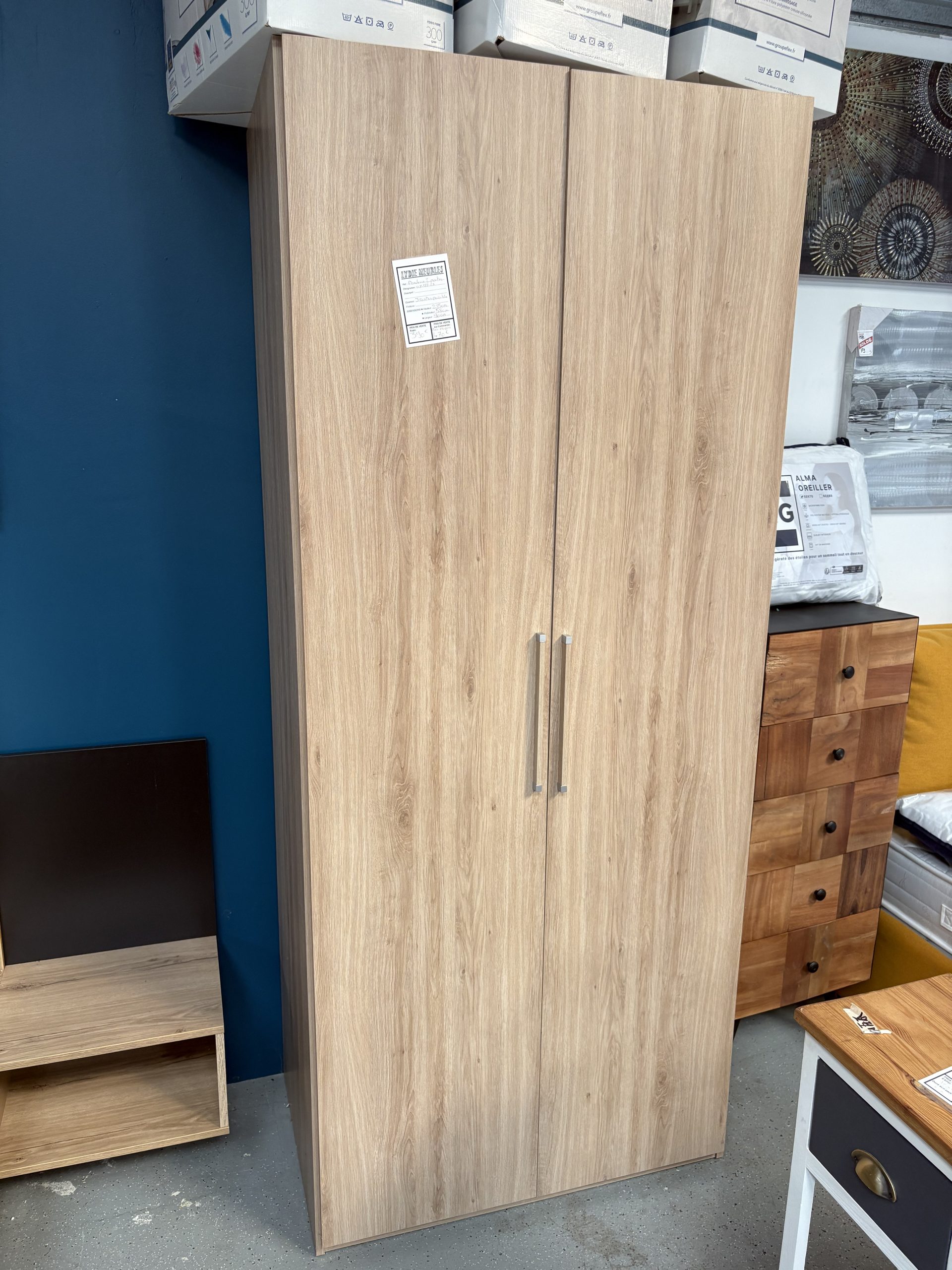 penderie deux portes en bois
