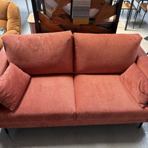 canape rouge bonne densite confort