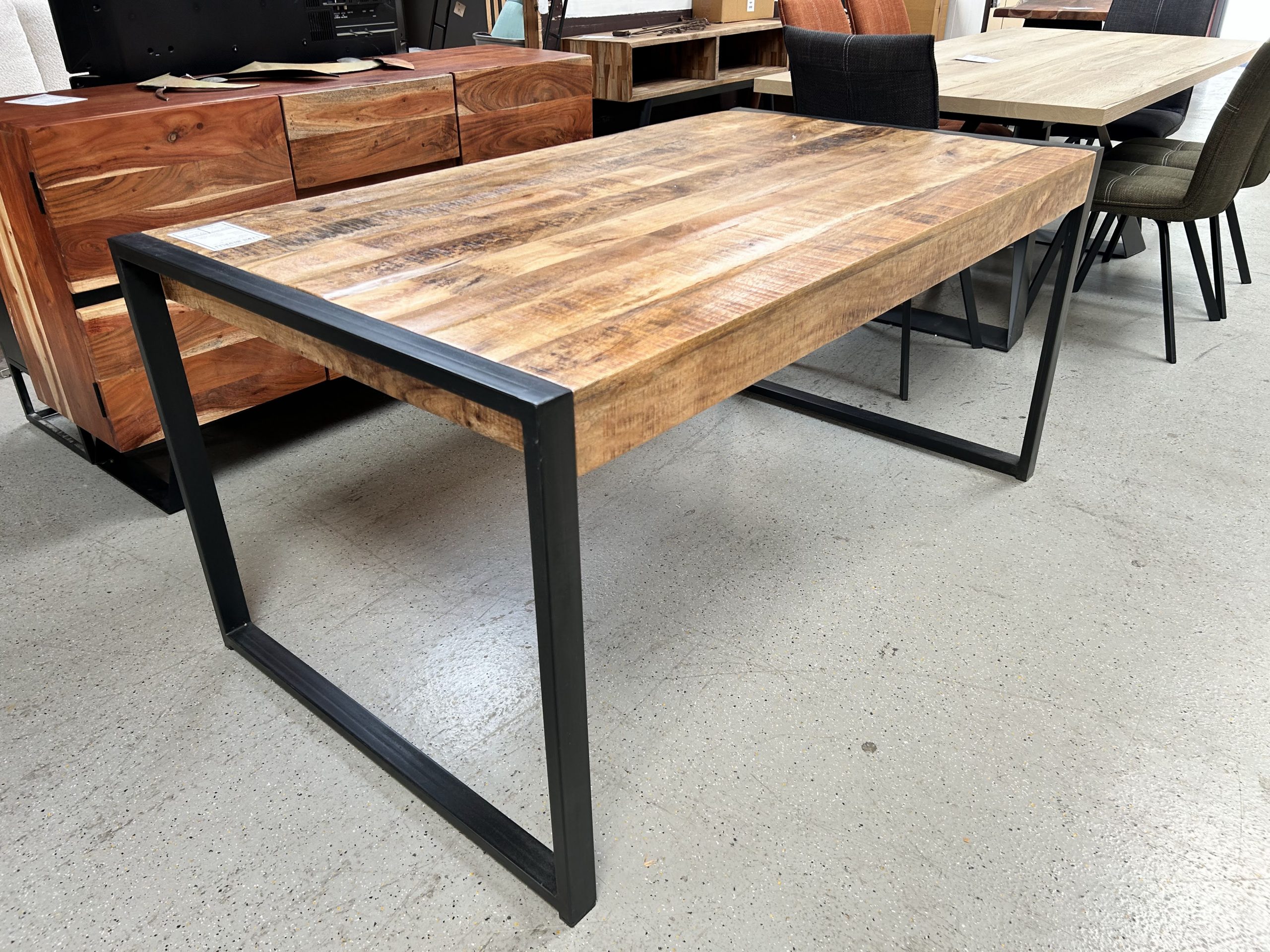 table bois massif manguier pieds metal